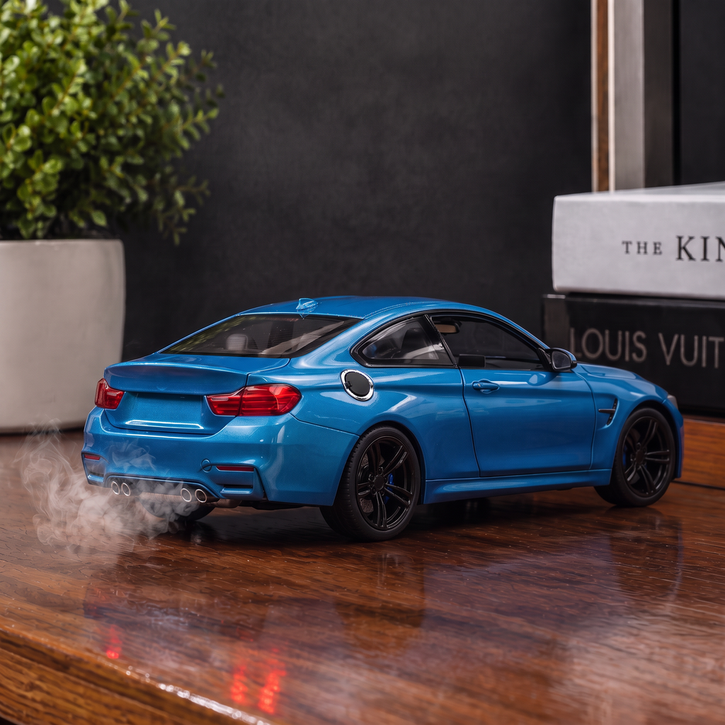 Aromotors BMW diffuser in blue with fuel-cap water filler